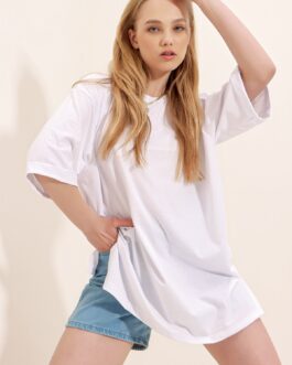 White Basic T-shirt